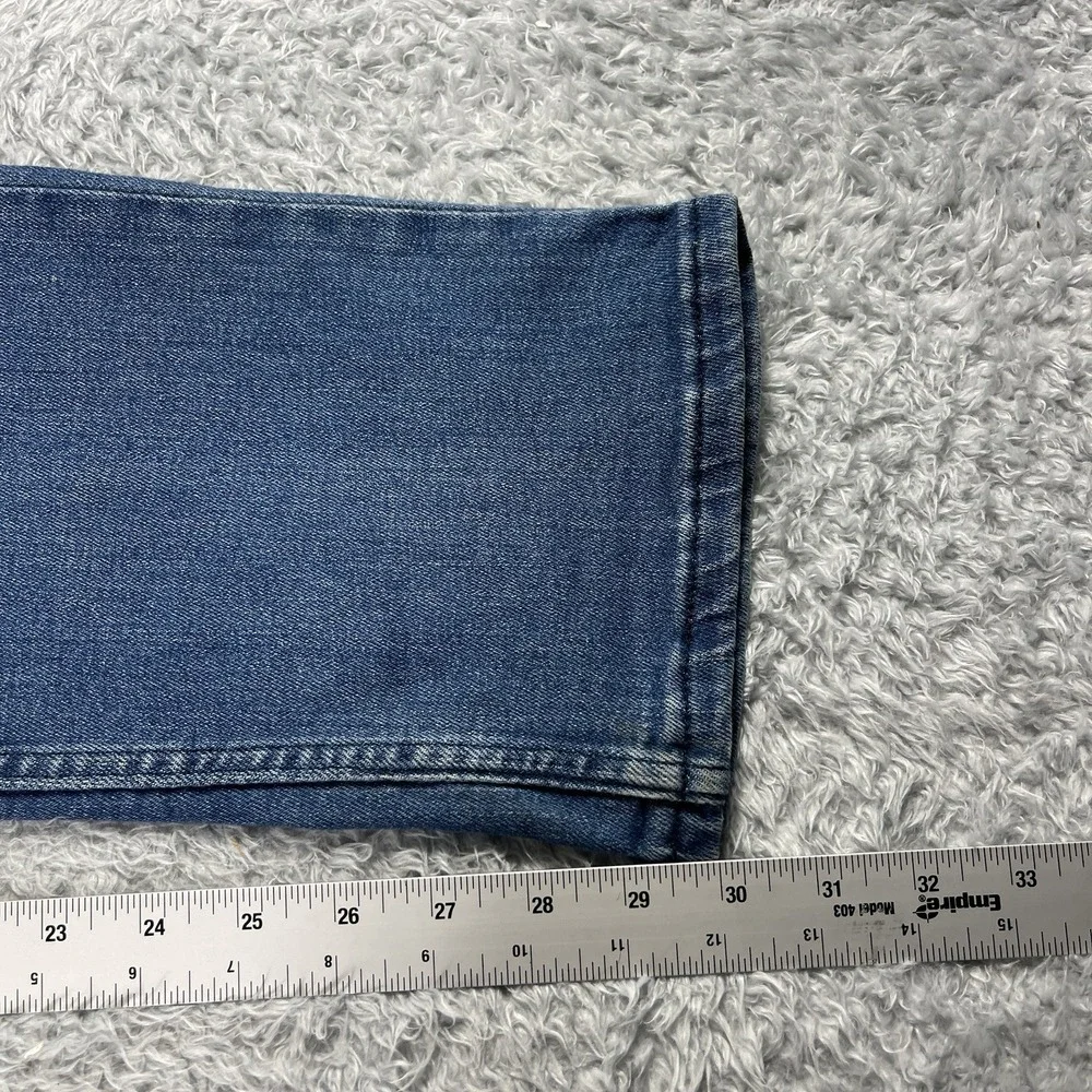 Levis 514 Mens 33x 30 Medium Wash Distressed Denim Straight Leg Jeans